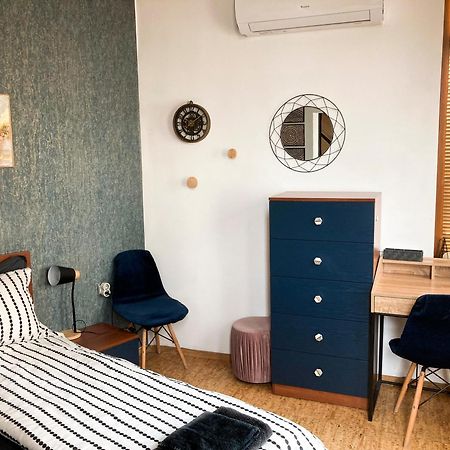 Two Bedroom Apartment -Welcome To Burgas- Top Location, Central Station, Main Walking Street, Sea Garden, Near The Beach Εξωτερικό φωτογραφία