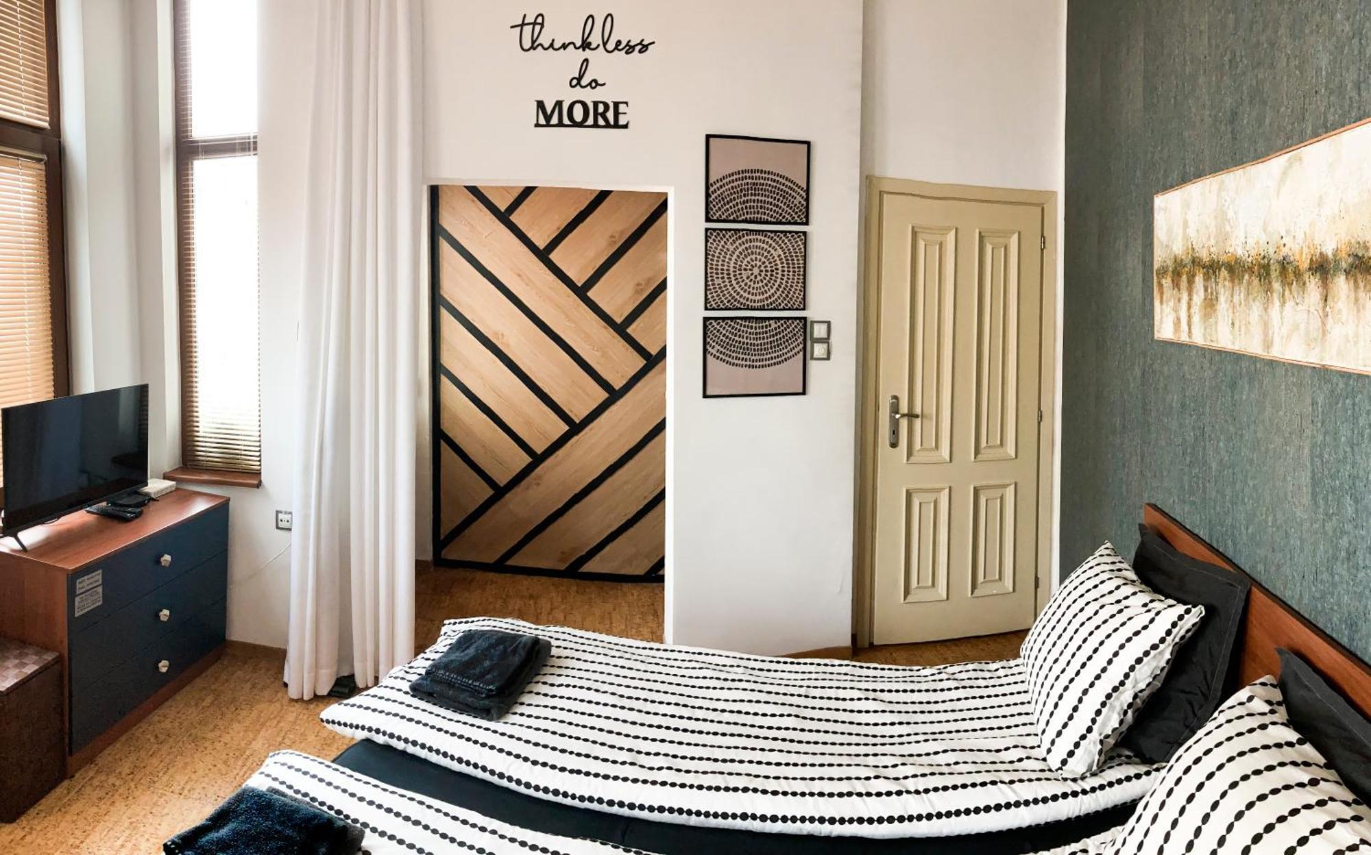 Two Bedroom Apartment -Welcome To Burgas- Top Location, Central Station, Main Walking Street, Sea Garden, Near The Beach Εξωτερικό φωτογραφία